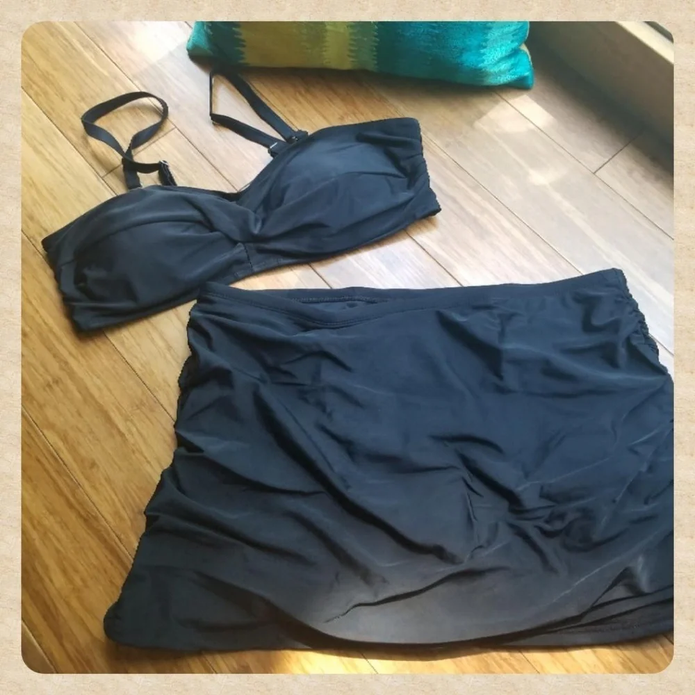 Retro Style Skirted Bikini!. - Picture 4 of 5